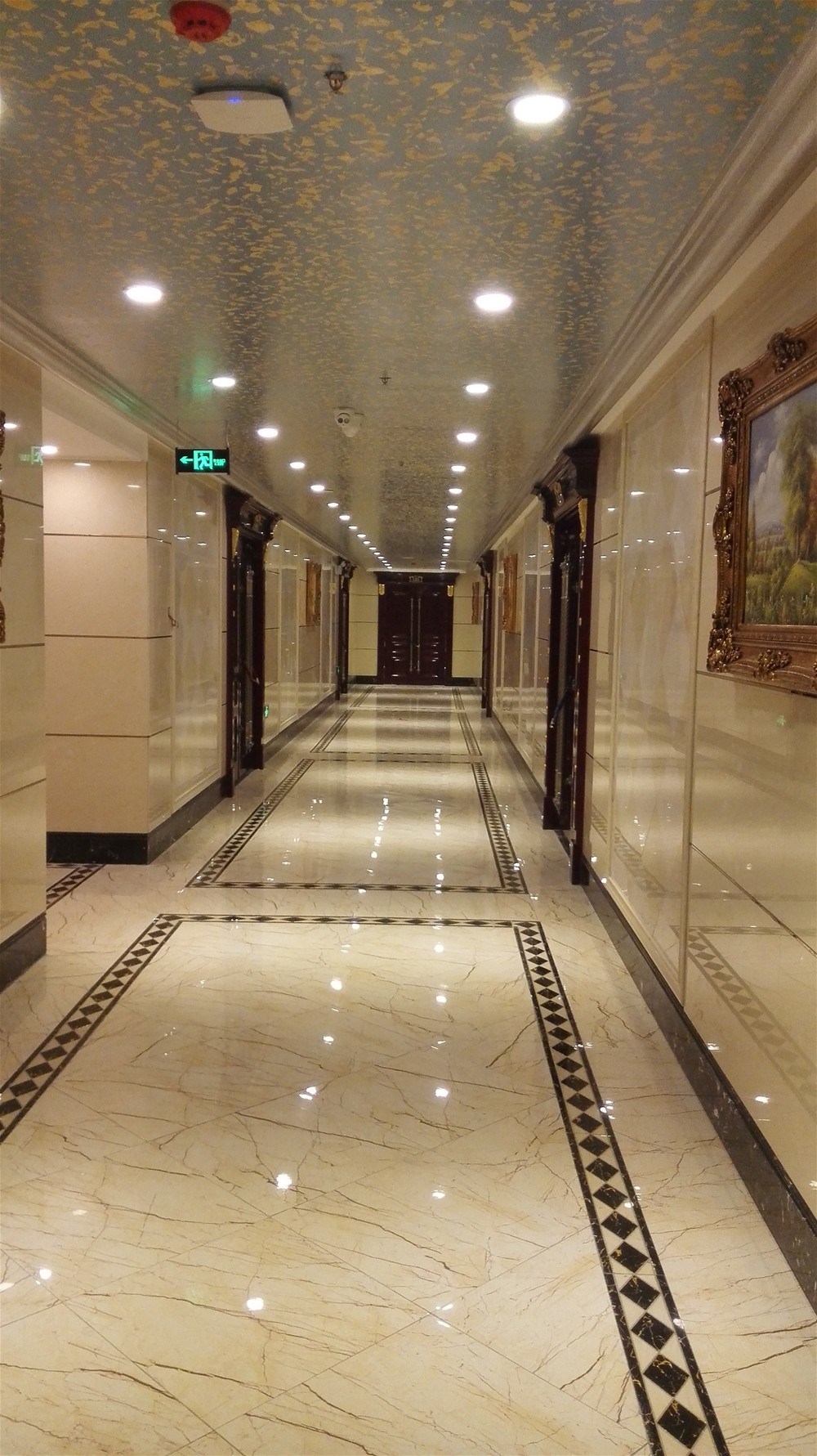20151108141955301 江苏黄石东林海岸大酒店过路